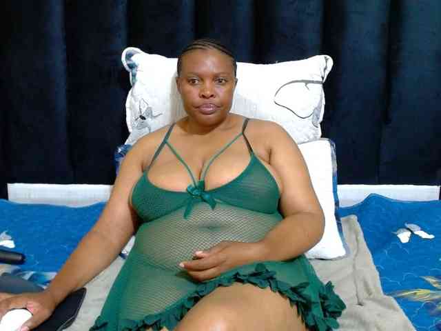 Busttyebony19 webcam