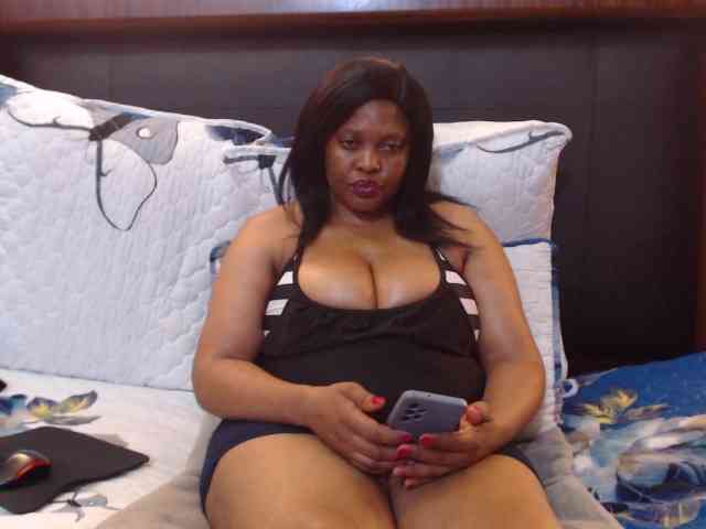 Busttyebony19 webcam