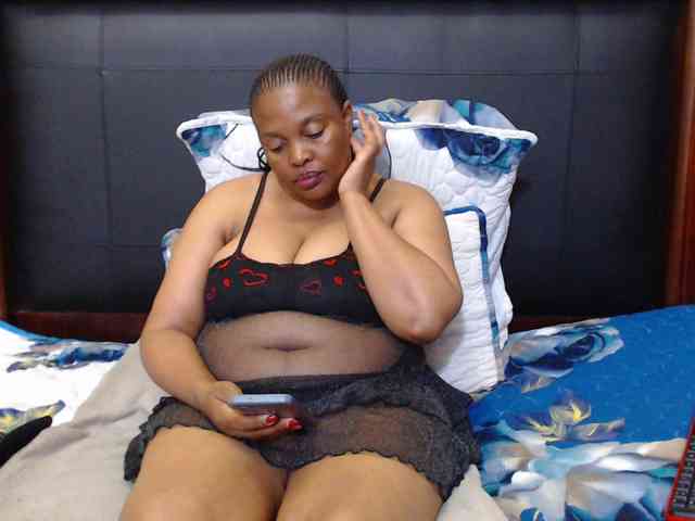 Busttyebony19 webcam