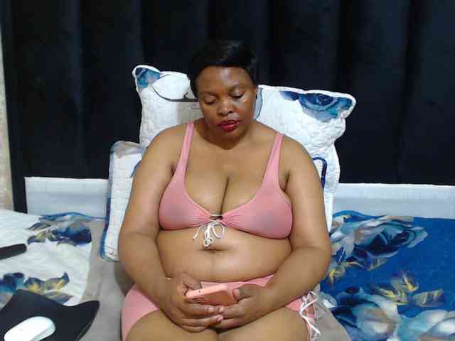 Busttyebony19 webcam