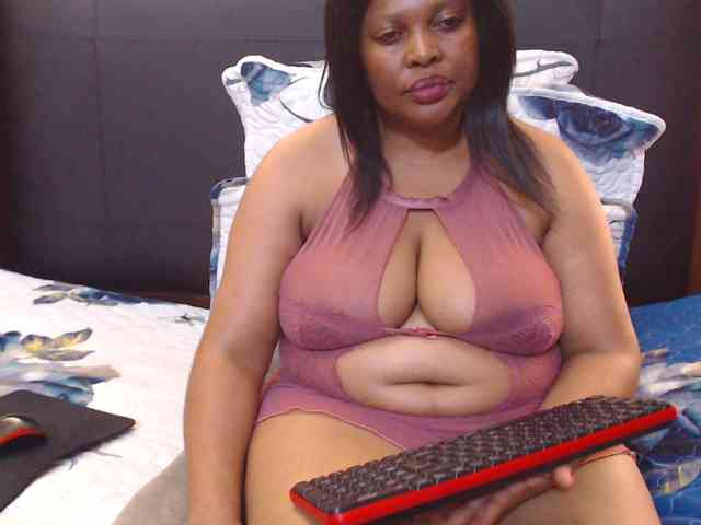 Busttyebony19 webcam