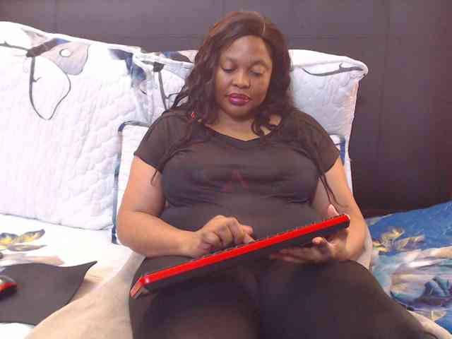 Busttyebony19 webcam