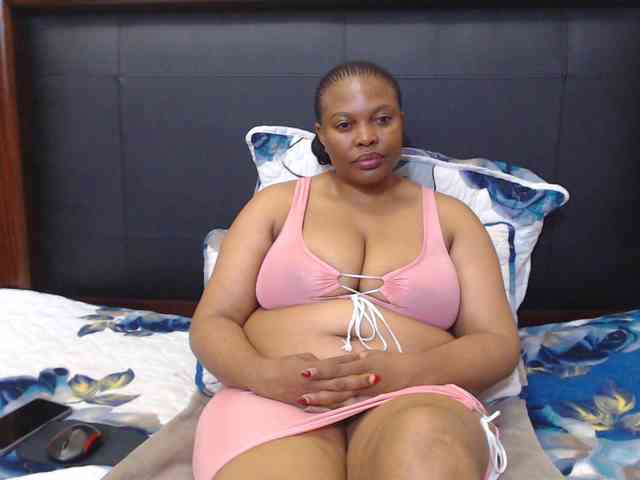 Busttyebony19 webcam