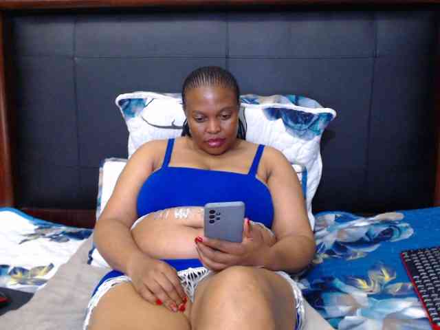 Busttyebony19 webcam