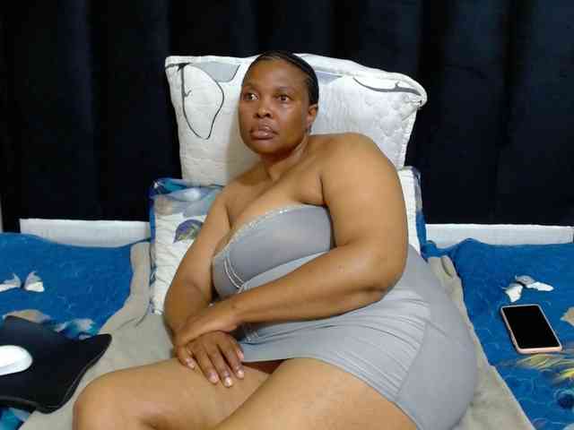 Busttyebony19 webcam