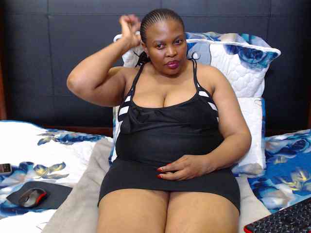Busttyebony19 webcam