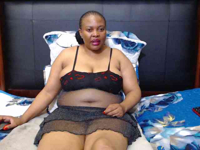 Busttyebony19 webcam