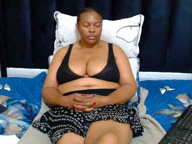 Busttyebony19 webcam