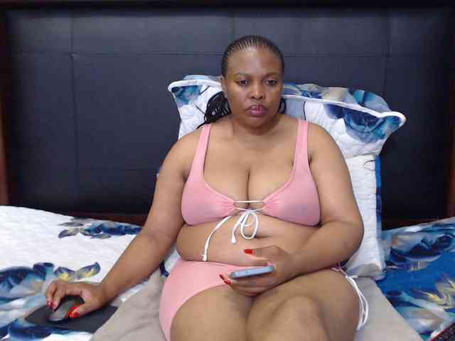 Busttyebony19 webcam