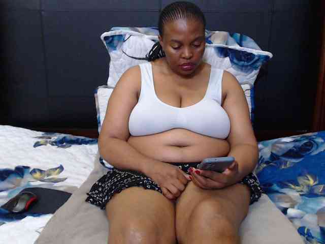 Busttyebony19 webcam