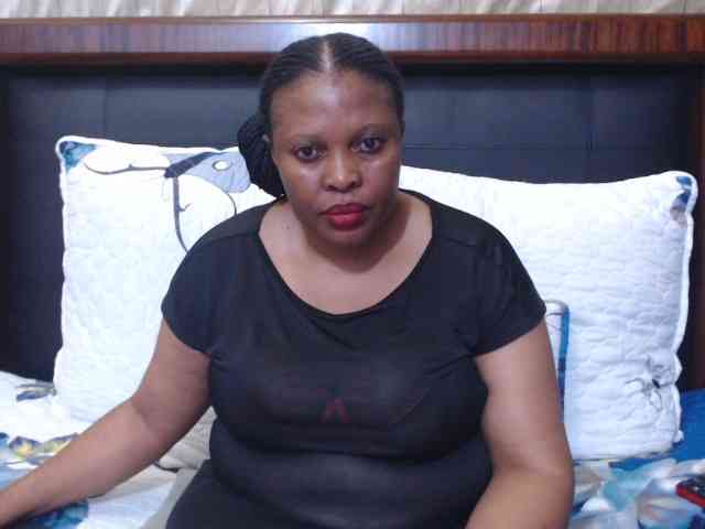 Busttyebony19 webcam