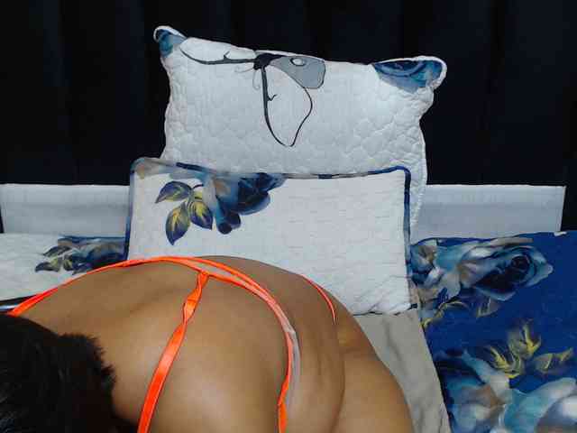 Busttyebony19 Busttyebony19