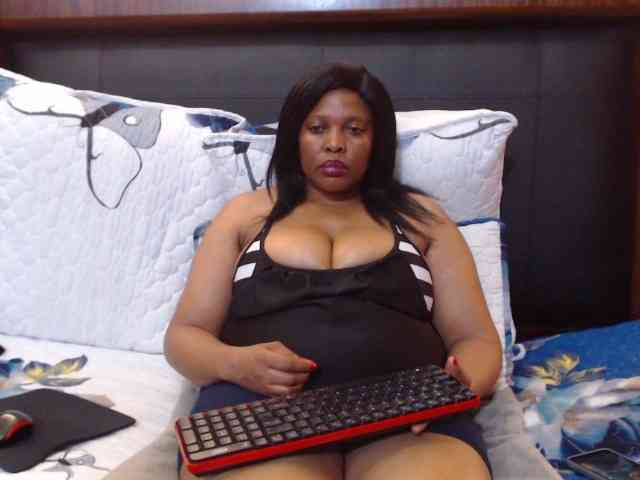 Busttyebony19 webcam