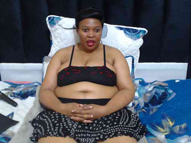 Busttyebony19 Busttyebony19