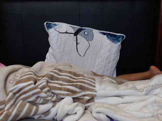 Busttyebony19 webcam