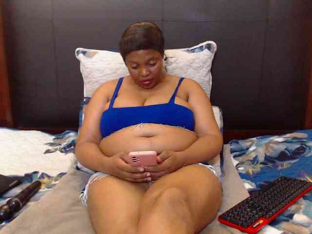 Busttyebony19 Busttyebony19