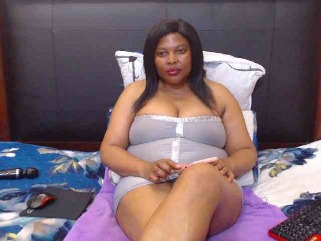 Busttyebony19 webcam