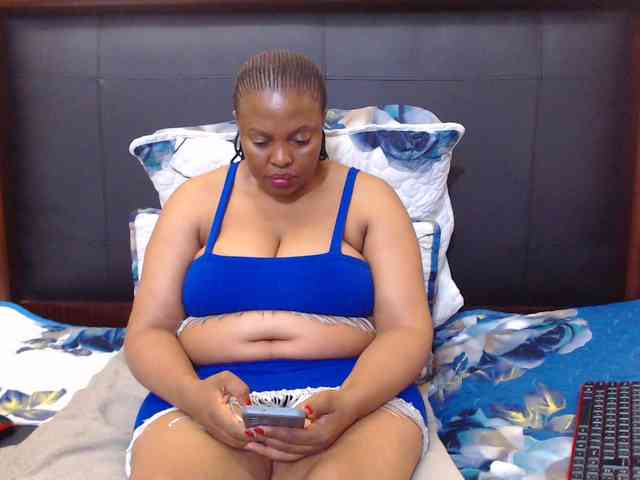 Busttyebony19 webcam