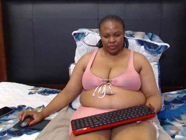 Busttyebony19 webcam