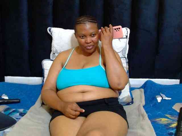 Busttyebony19 webcam