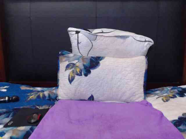 Busttyebony19 webcam