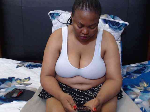 Busttyebony19 webcam