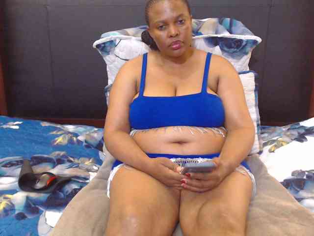 Busttyebony19 webcam