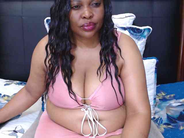 Busttyebony19 webcam