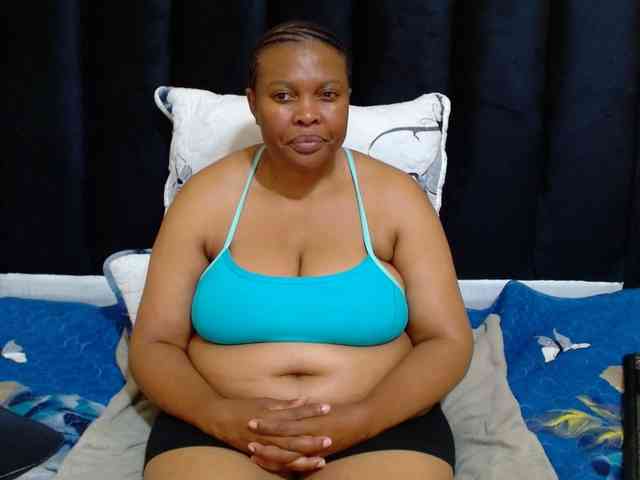 Busttyebony19 webcam