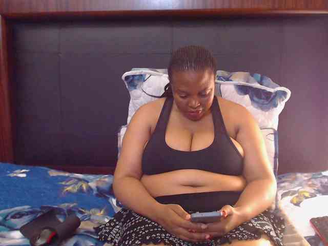 Busttyebony19 webcam