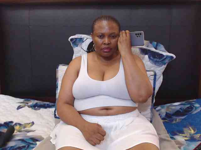 Busttyebony19 webcam