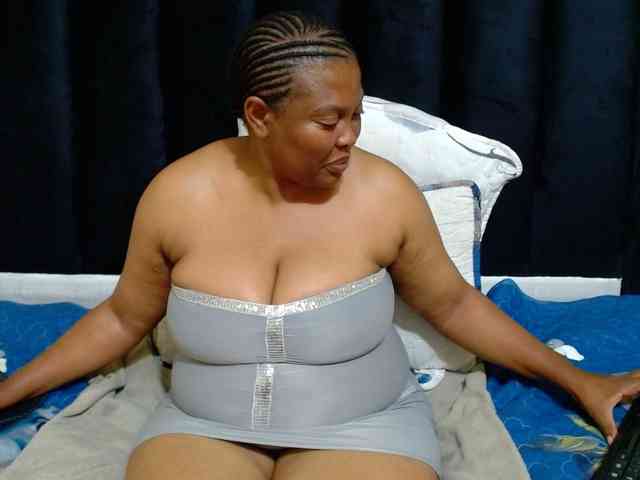 Busttyebony19 webcam