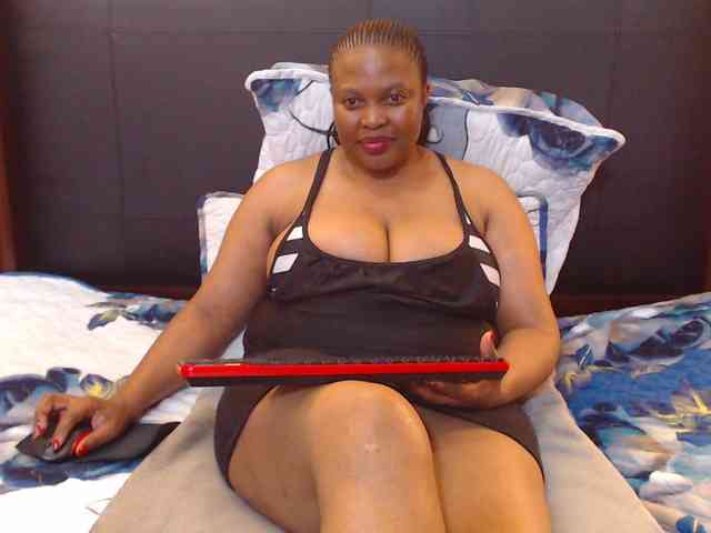 Busttyebony19 webcam