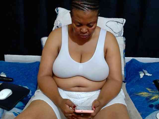 Busttyebony19 webcam