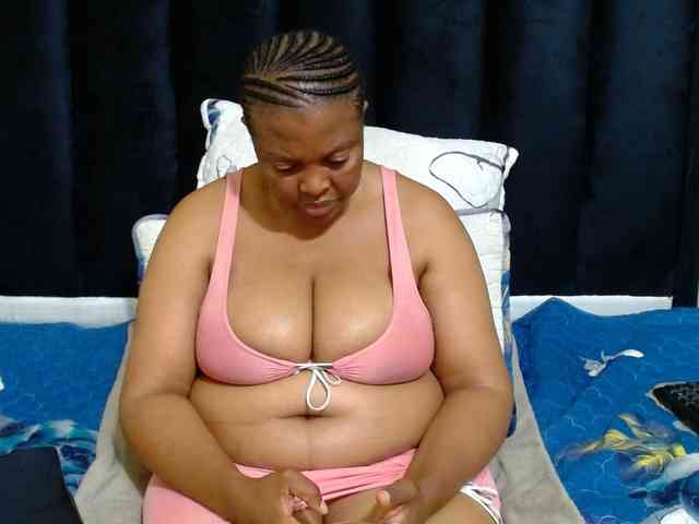 Busttyebony19 webcam