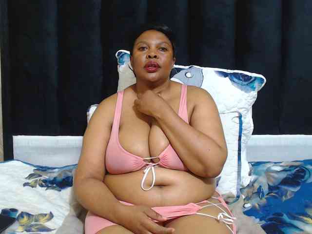 Busttyebony19 webcam