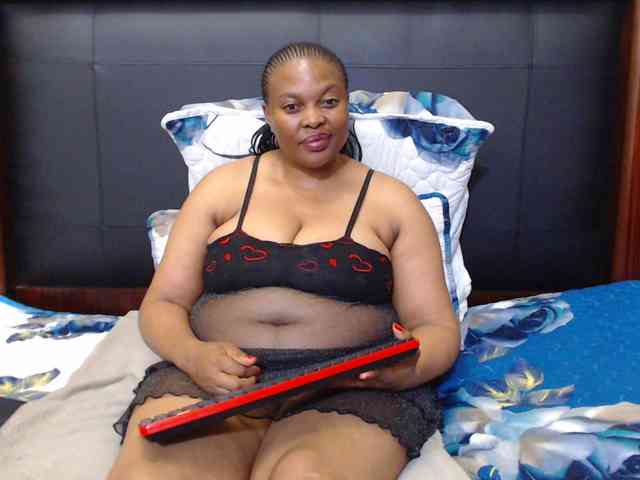 Busttyebony19 webcam