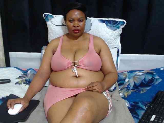 Busttyebony19 webcam