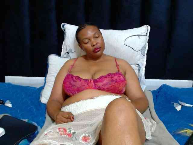 Busttyebony19 webcam