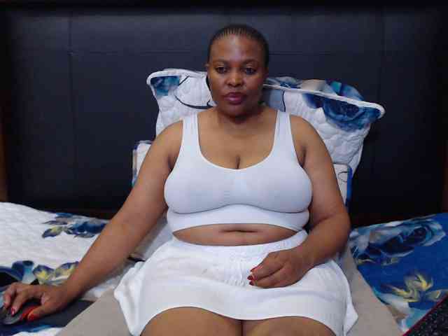 Busttyebony19 webcam