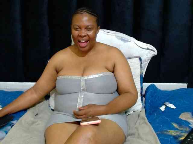 Busttyebony19 webcam