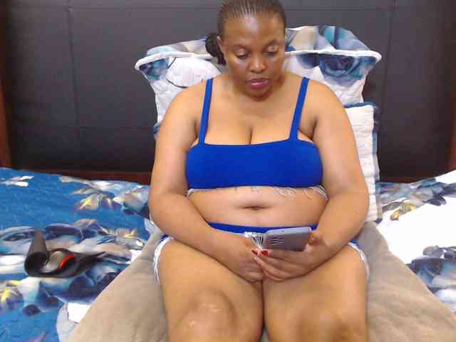 Busttyebony19 webcam