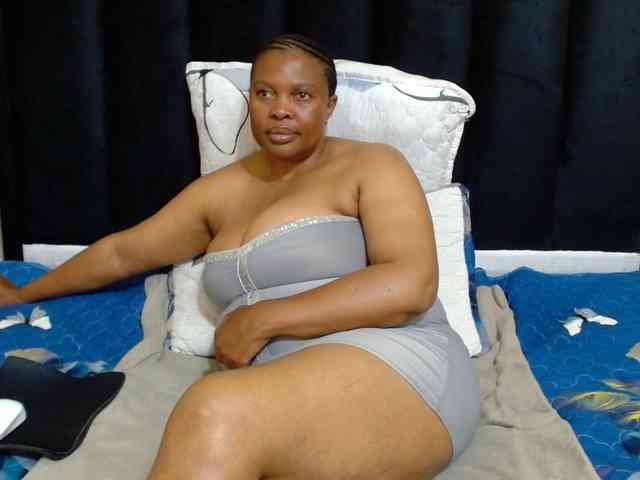 Busttyebony19 webcam