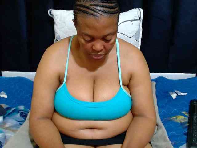 Busttyebony19 webcam