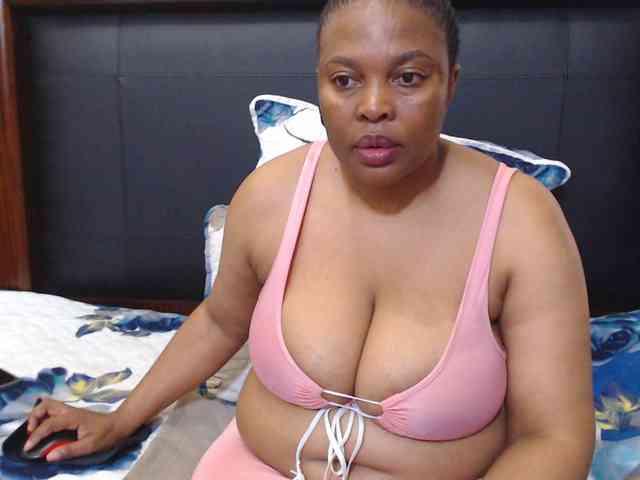 Busttyebony19 webcam