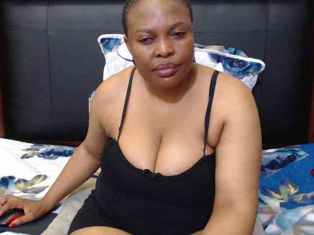 Busttyebony19 webcam