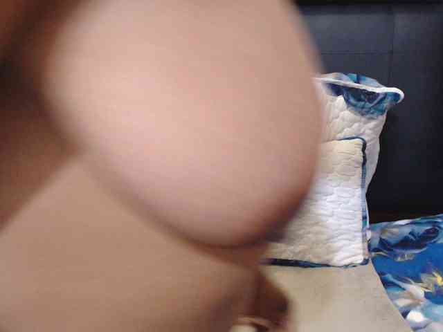 Busttyebony19 webcam