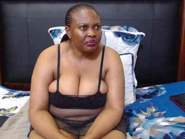 Busttyebony19 webcam