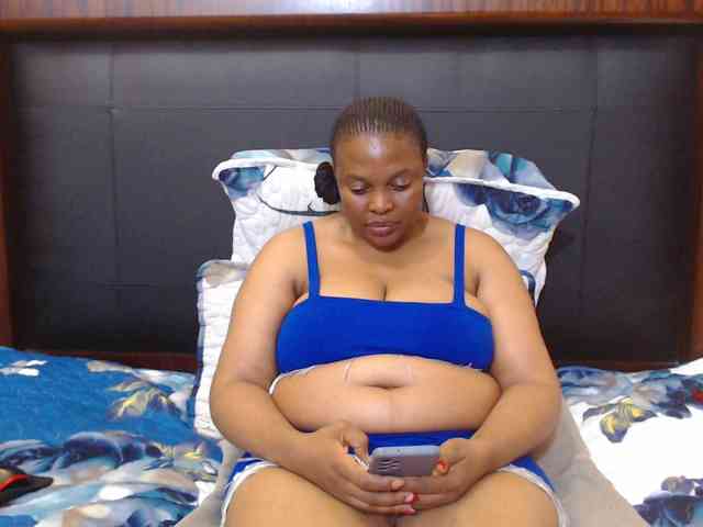 Busttyebony19 webcam