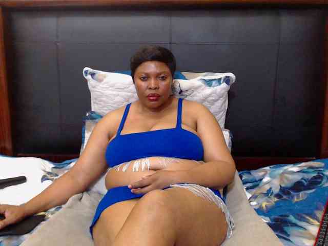 Busttyebony19 webcam